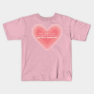 In the moment heart [red] Kids T-Shirt